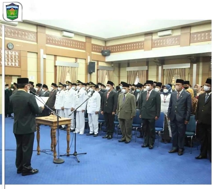 Walikota Sungai Penuh Ahmadi Zubir Lantik 226 Orang Penjabat Eselon III dan IV, Demi Penyegaran